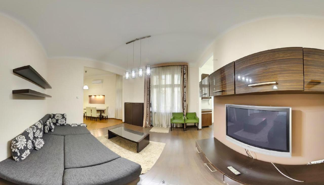 Corvina Apartment Budapest With Free Private Parking Eksteriør billede