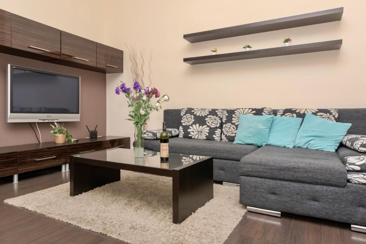 Corvina Apartment Budapest With Free Private Parking Eksteriør billede